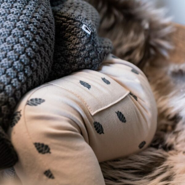 Klein baby | Pocket broekje pinecone